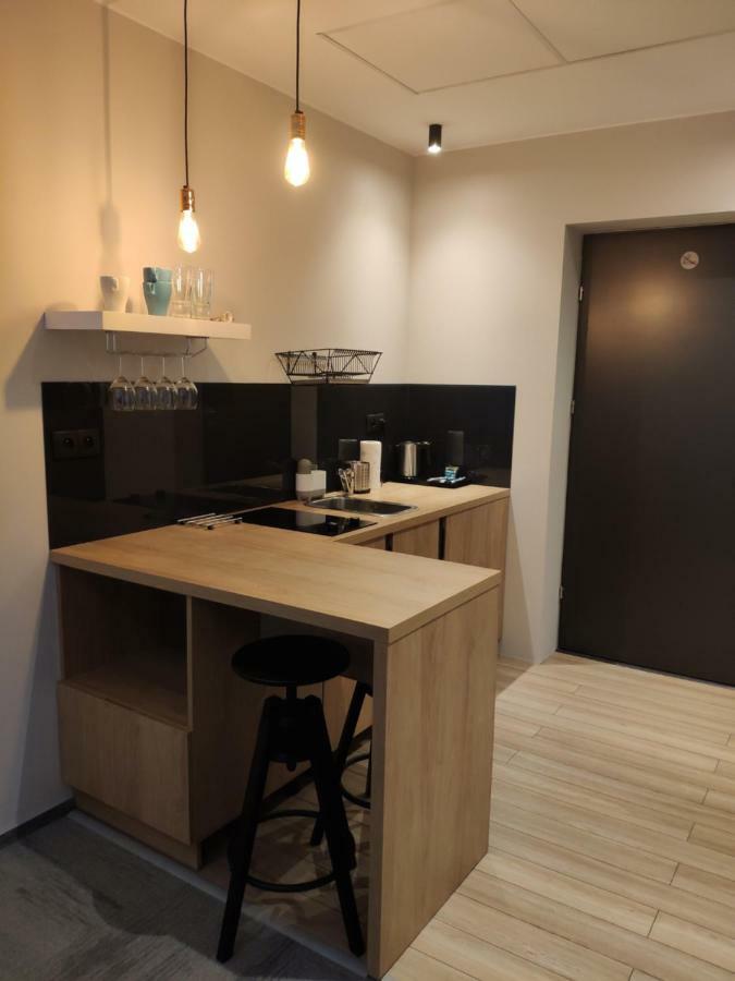 H33 Apartamenty ビトム エクステリア 写真