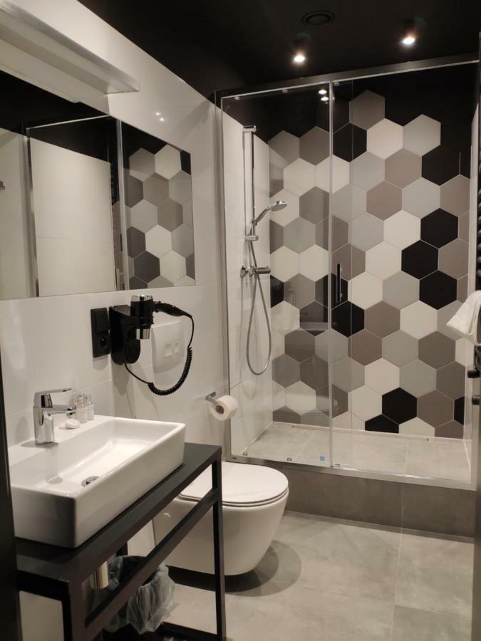 H33 Apartamenty ビトム エクステリア 写真