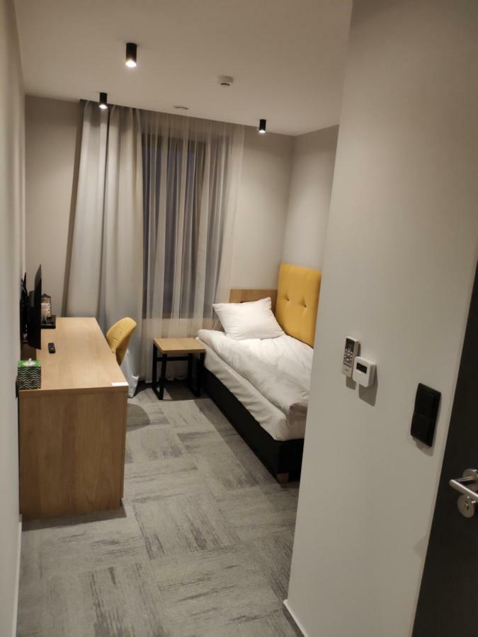 H33 Apartamenty ビトム エクステリア 写真