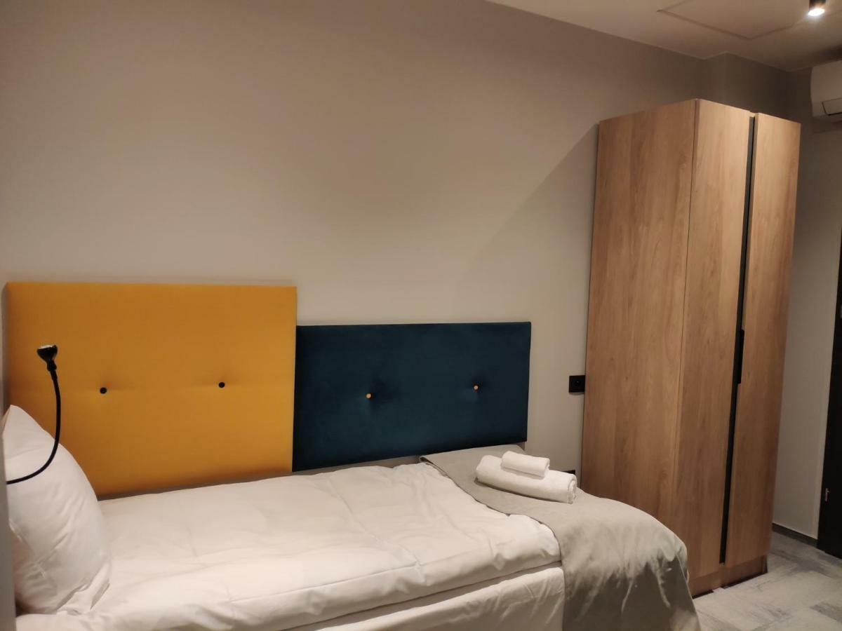 H33 Apartamenty ビトム エクステリア 写真